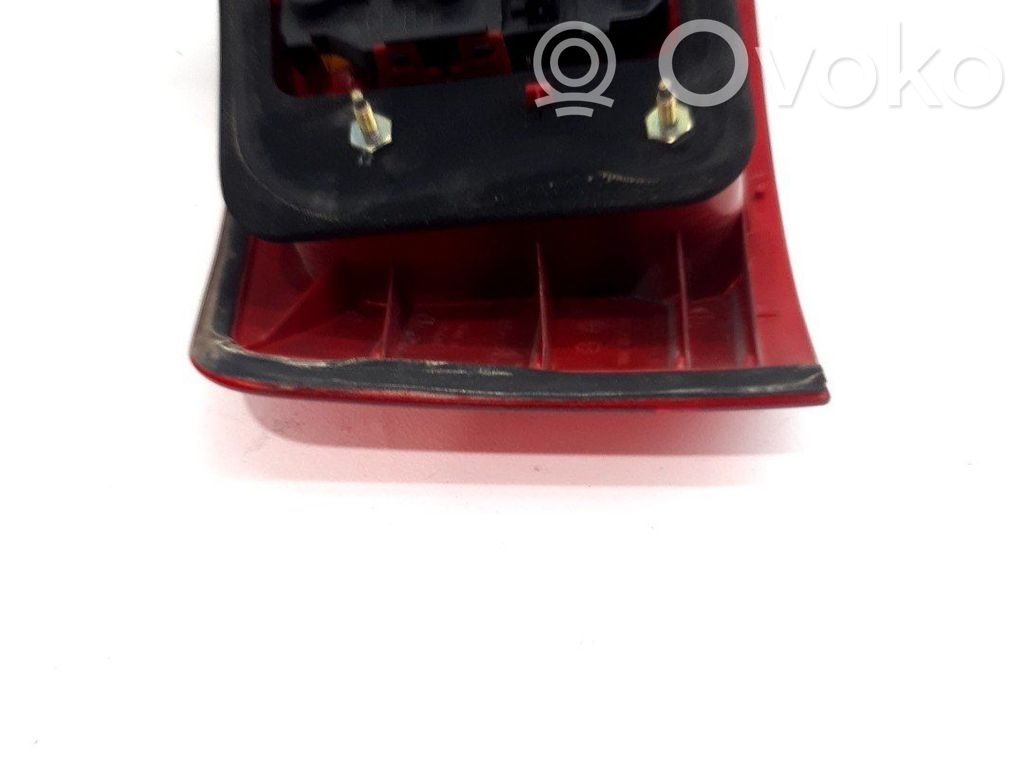 Audi A6 S6 C5 4B Bec lampă spate 