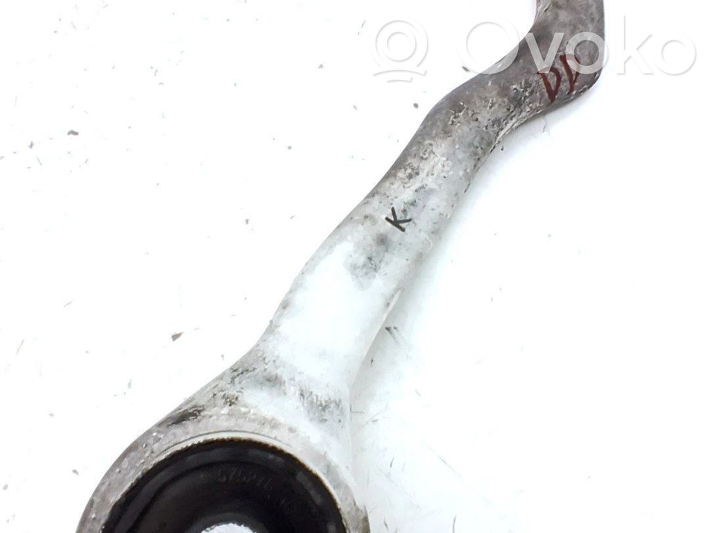 BMW 2 F22 F23 Priekinė šakė