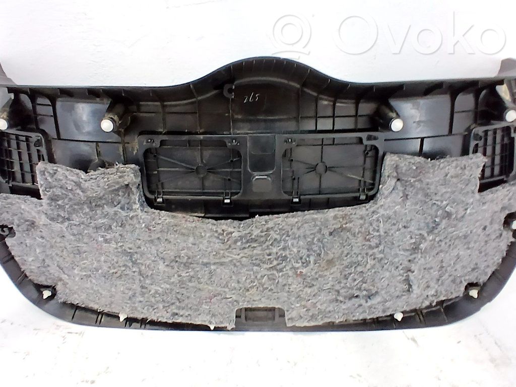 Toyota RAV 4 (XA30) Tavaratilan sivuverhoilu 
