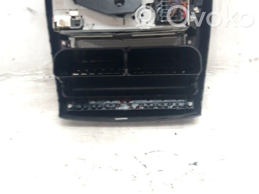 Keskikonsoli   95515874