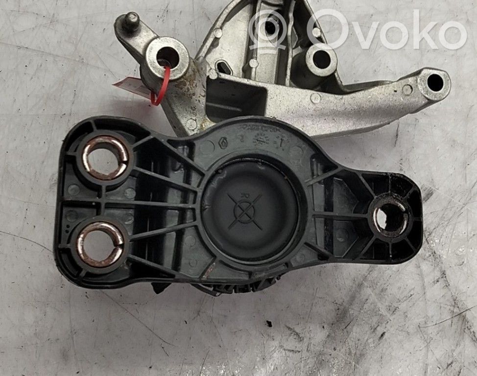 Nissan Townstar Soporte de montaje del motor 