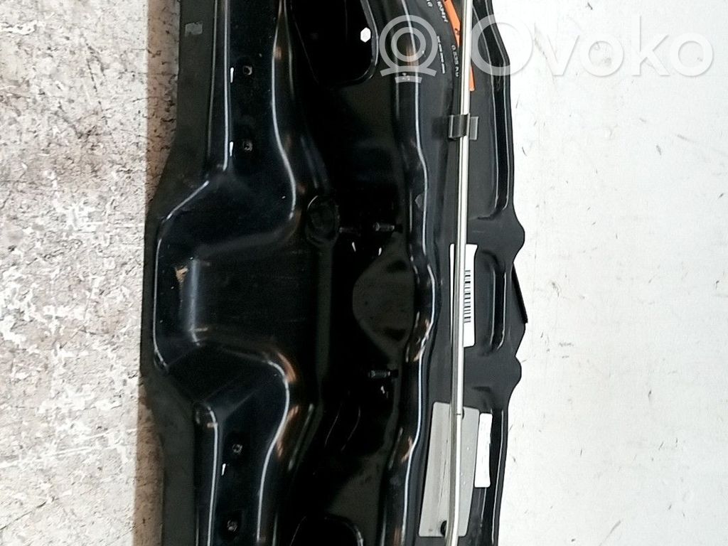 Griglia anteriore   1693165780