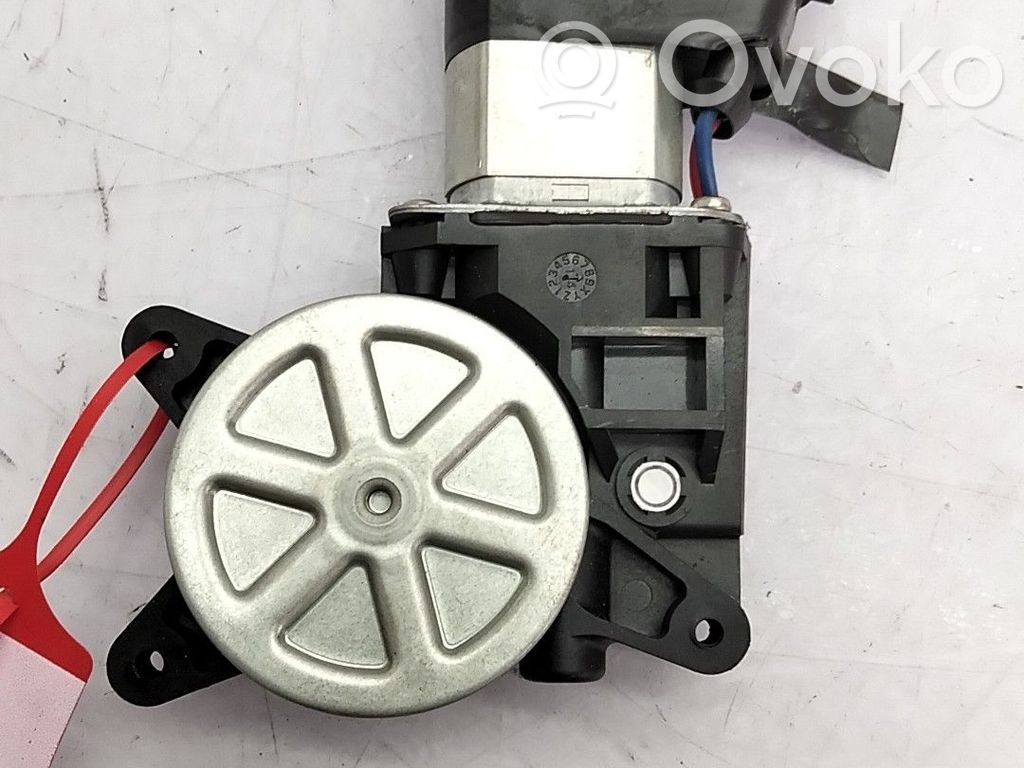 Smart ForTwo II Motor del regulador de la ventanilla de la puerta delantera