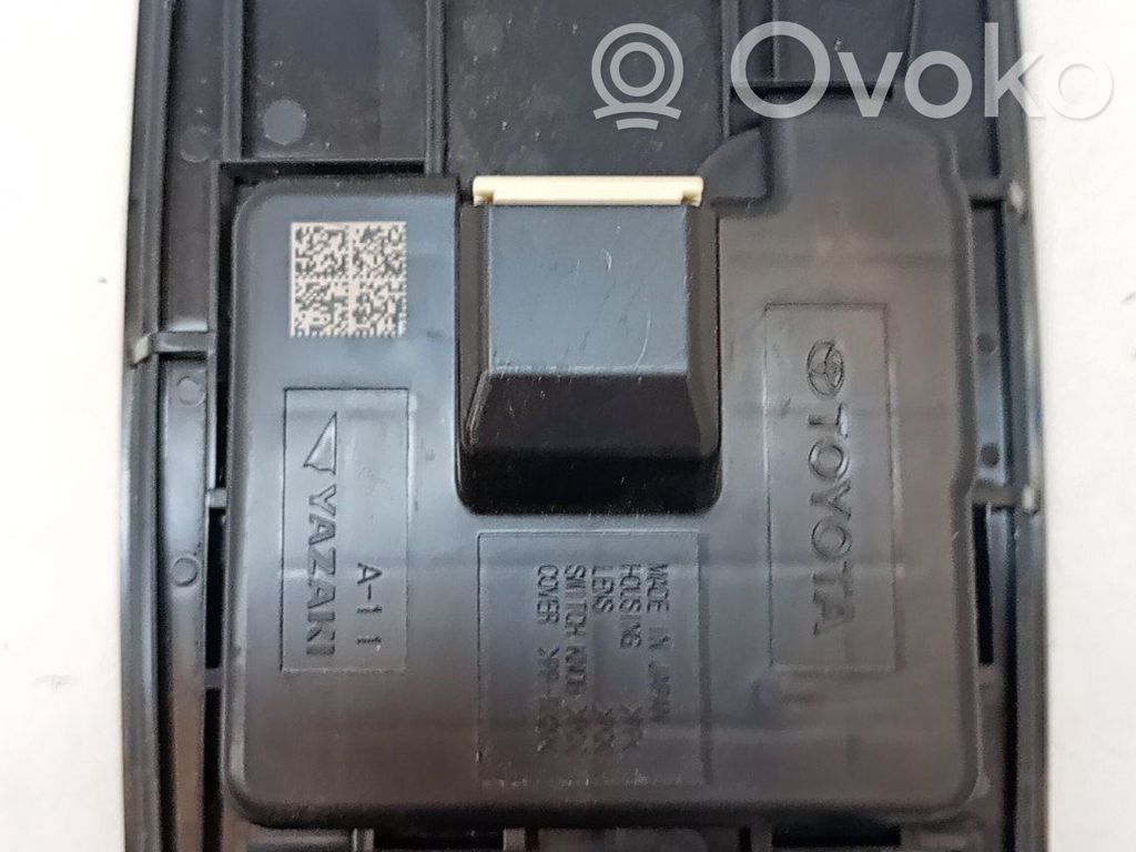 Toyota RAV 4 (XA40) Consola de luz del techo 