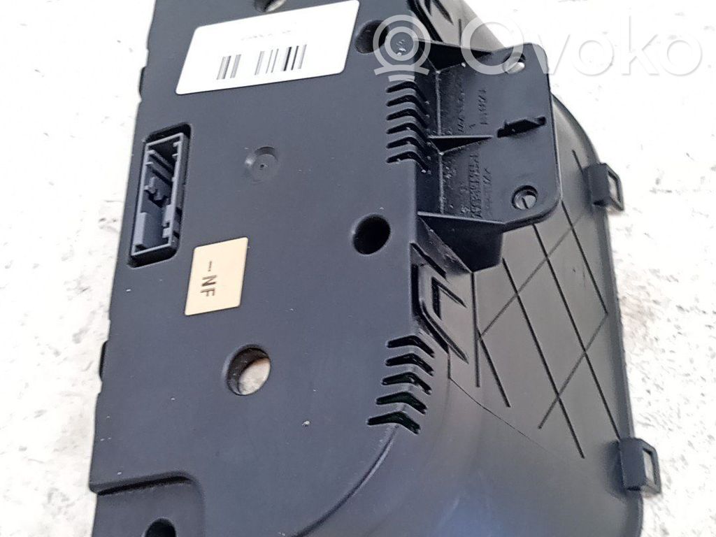 Geschwindigkeitsmesser Cockpit   1382462,4S6110849JD