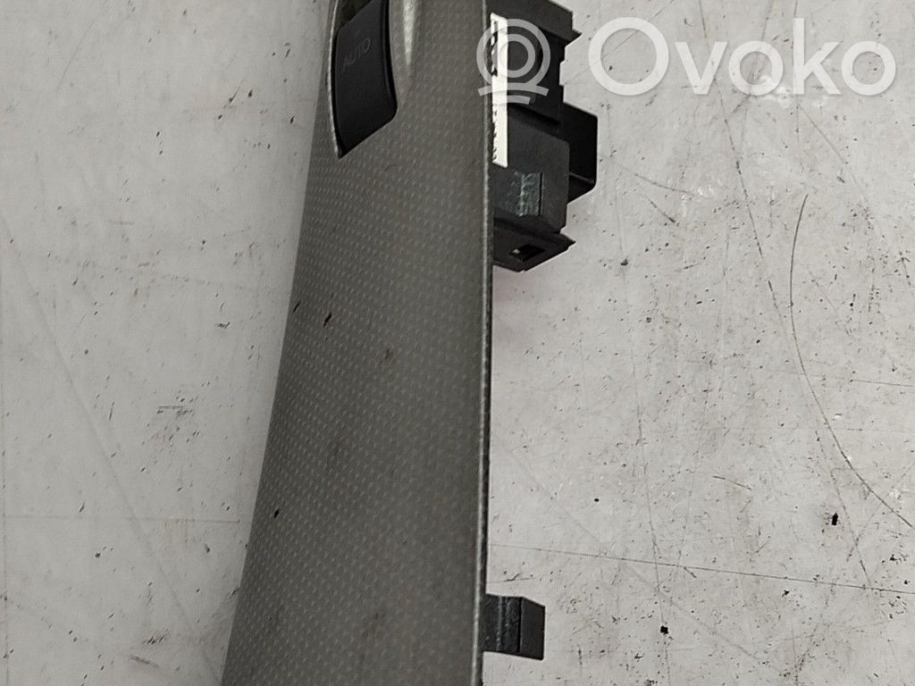 Toyota Corolla E120 E130 Interruttore di controllo dell’alzacristalli elettrico 