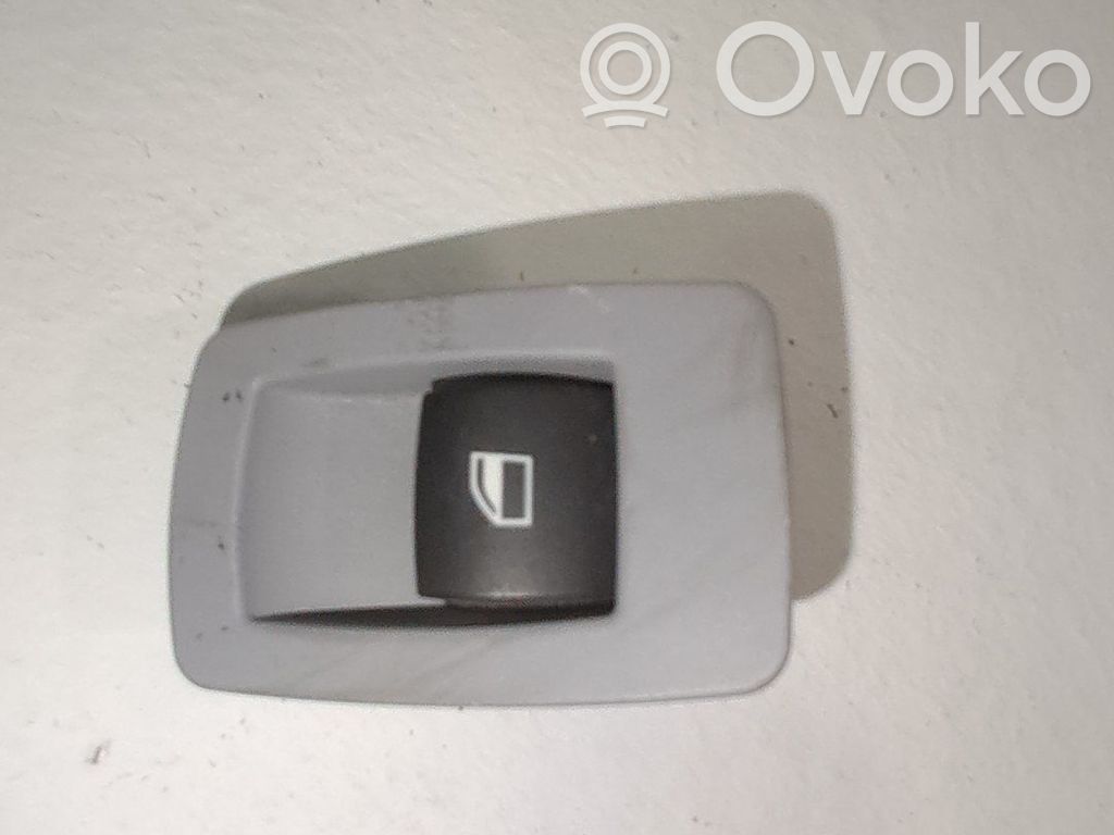 Interruptor del elevalunas eléctrico   61316945874