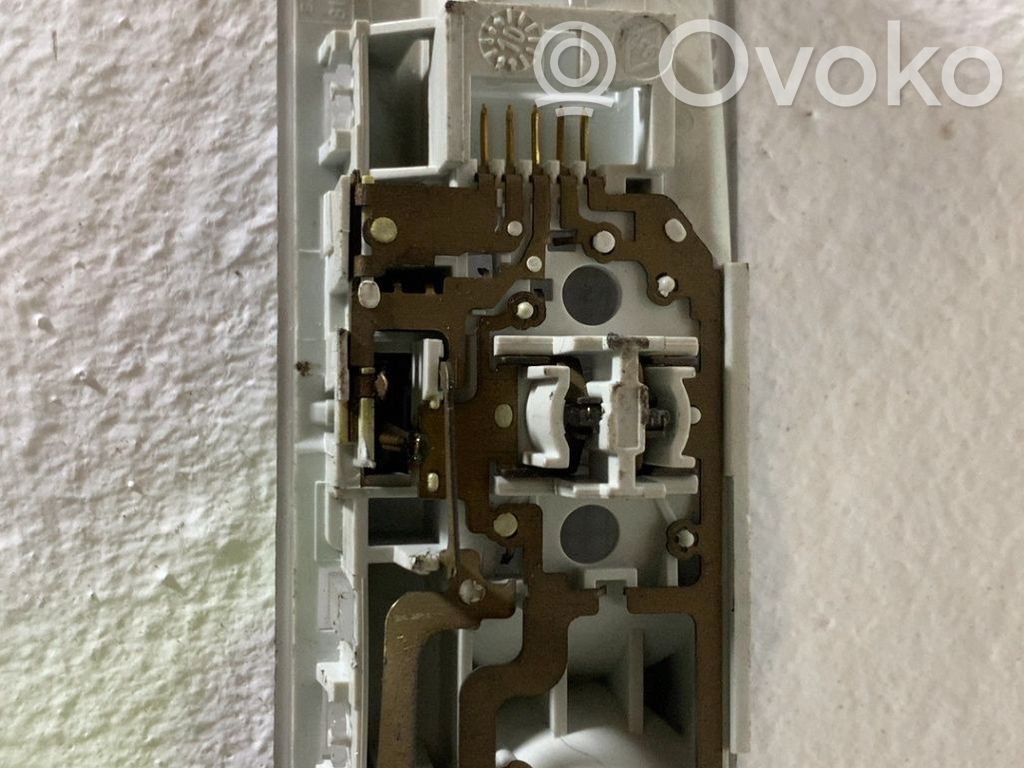 Dacia Sandero Ramă consolă lumini plafon 