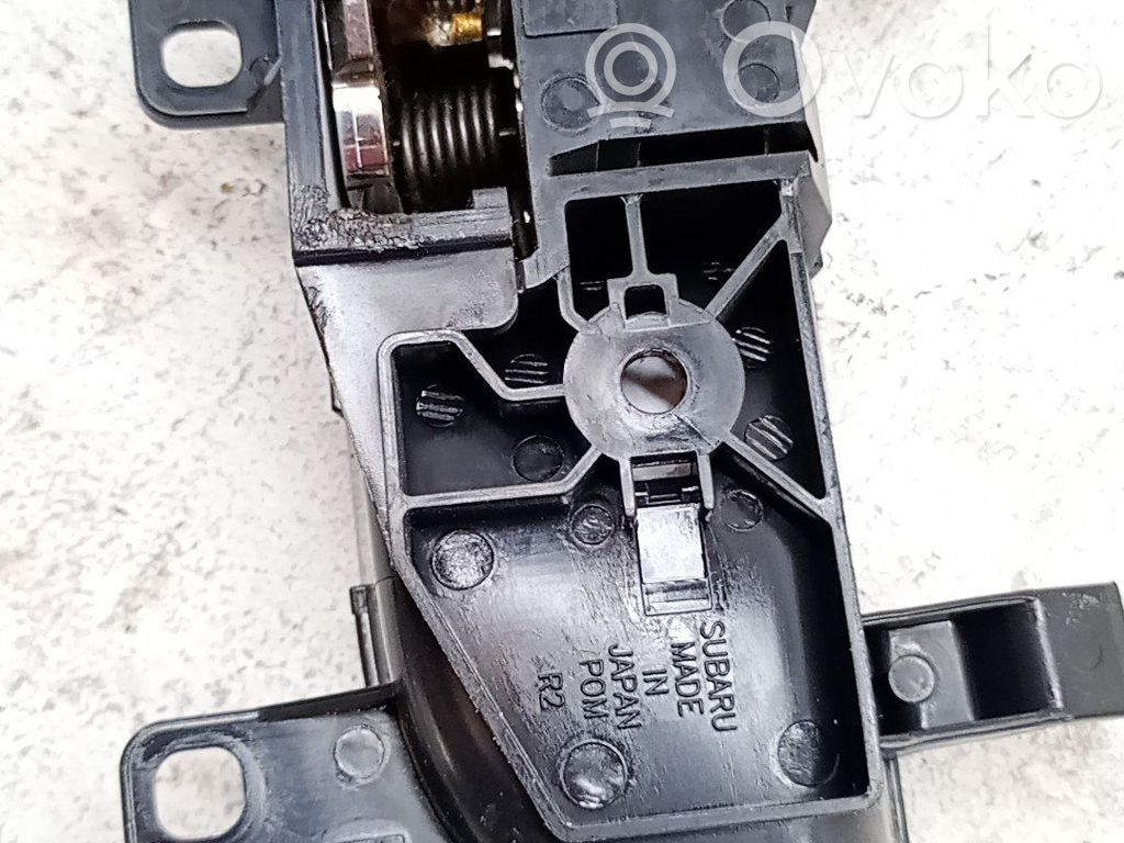 Subaru Impreza II Klamka wewnętrzna drzwi bocznych / przesuwnych 