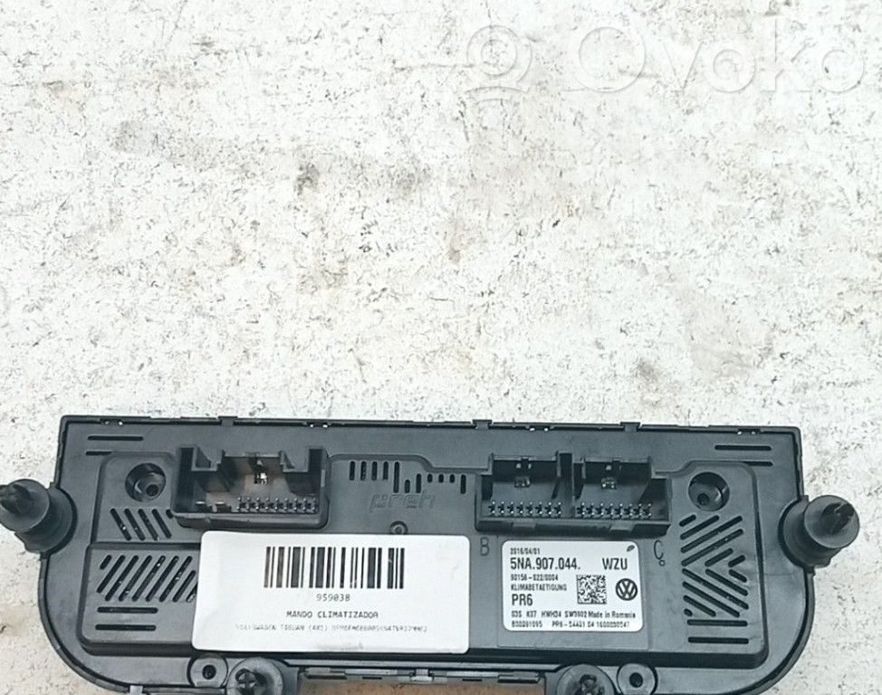 Volkswagen Tiguan Unitate control climatizare 