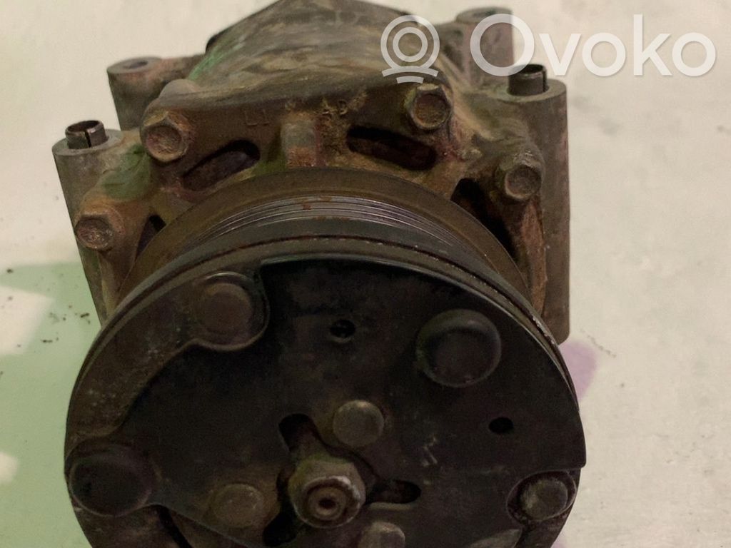 Mazda 2 Compresor (pompă) aer condiționat (A/C) 