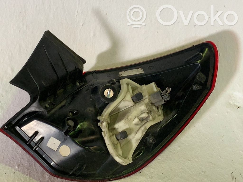 Opel Astra J Bec lampă spate 