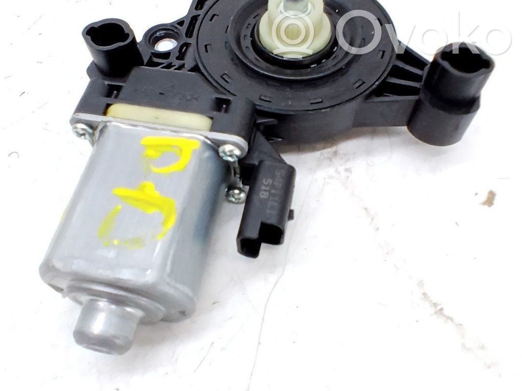 Motor del regulador de la ventanilla de la puerta delantera   11547640