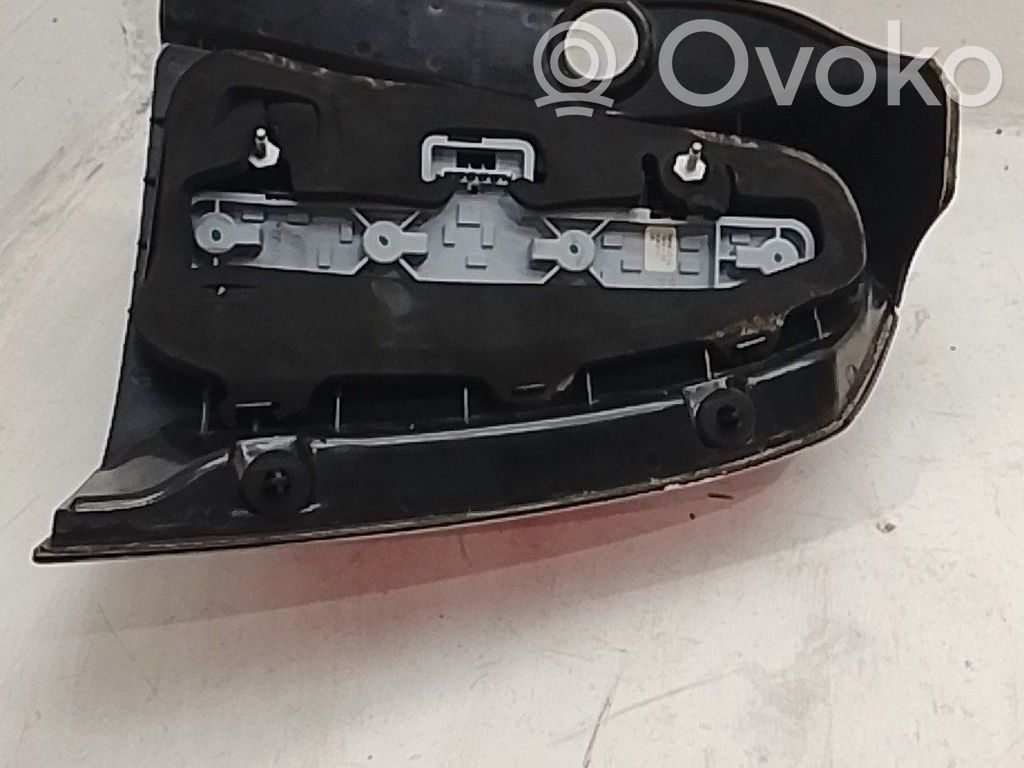 Opel Zafira B Bec lampă spate 