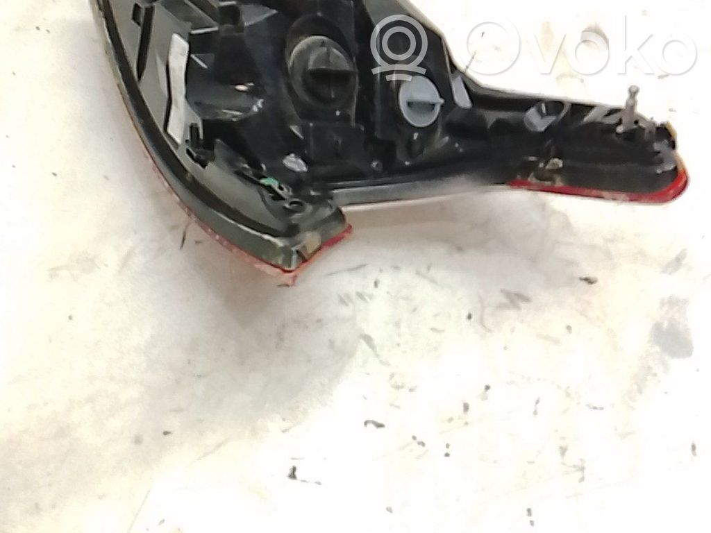 Lámpara de faros/luces traseros   9677817680