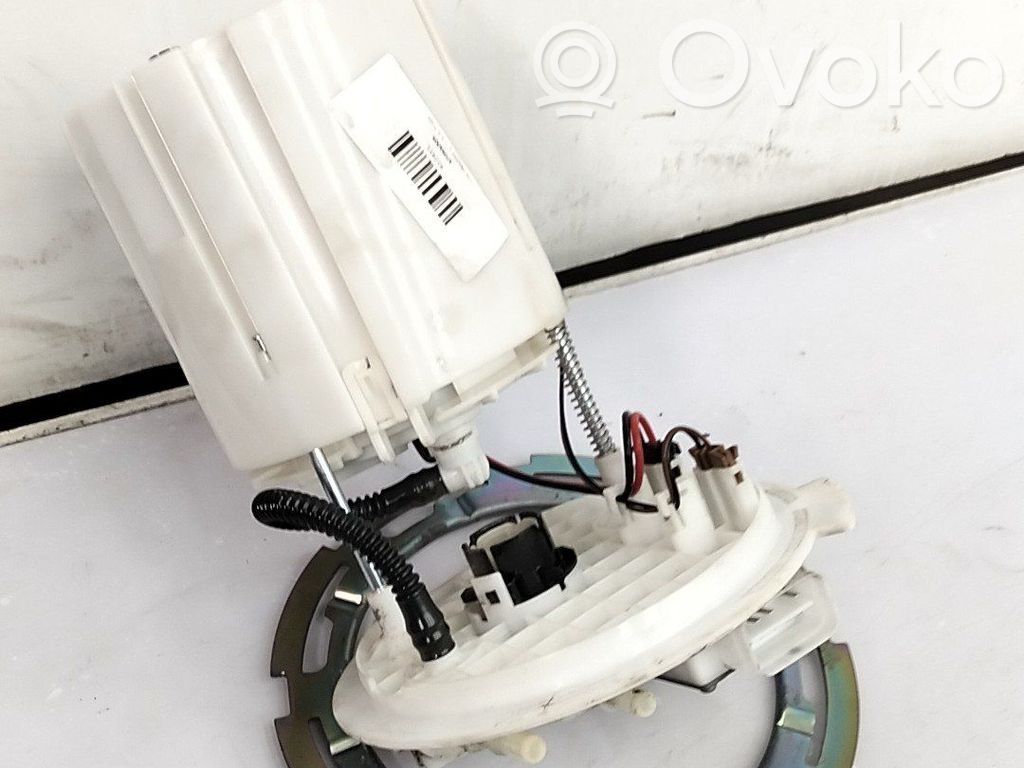 KIA Ceed Pompa carburante immersa