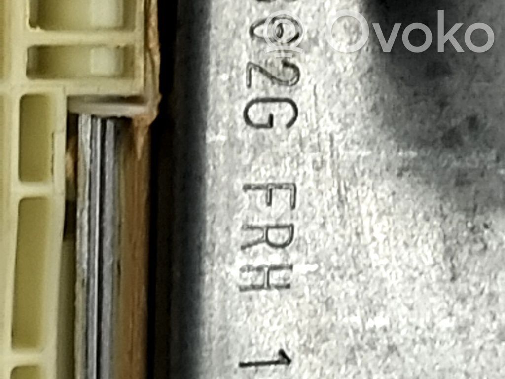 Regulador de ventanilla eléctrico de puerta delantera   807203930R