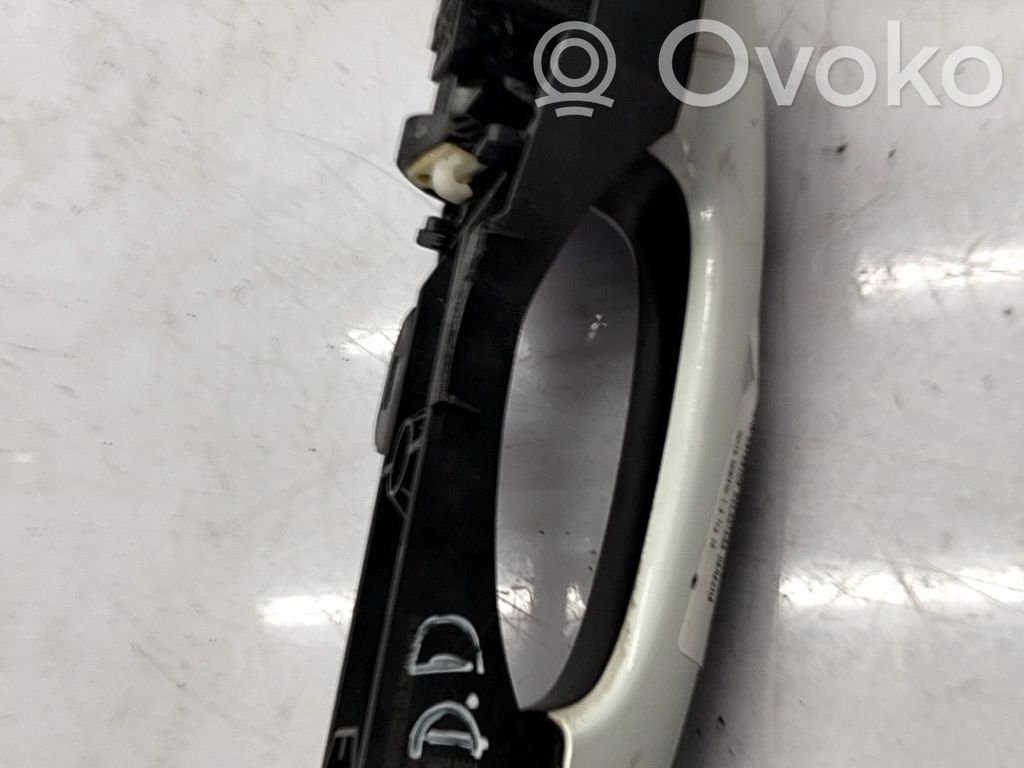 Dacia Sandero Poignée extérieure avant 