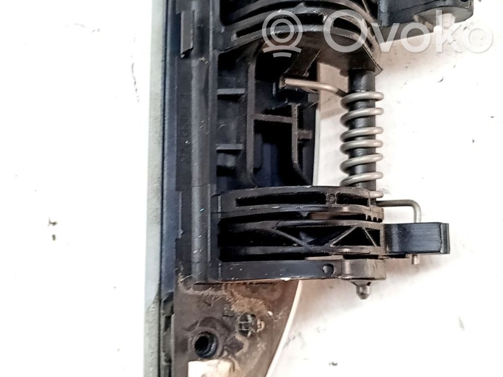 Manecilla externa puerta delantera   806077408R