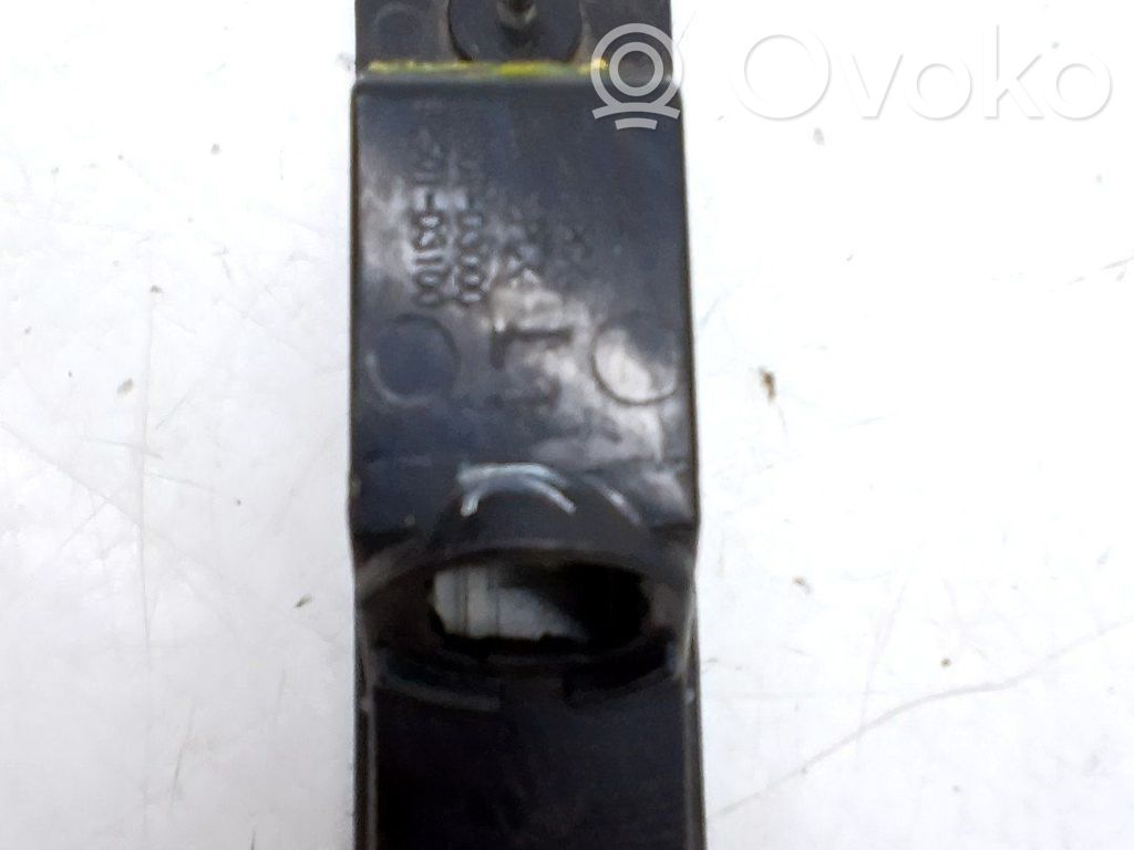 Éclairage de plaque d'immatriculation   92510D3000