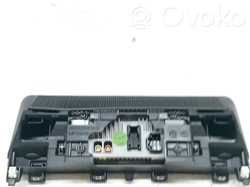 Radio/CD/DVD/GPS-pääyksikkö   1693218680