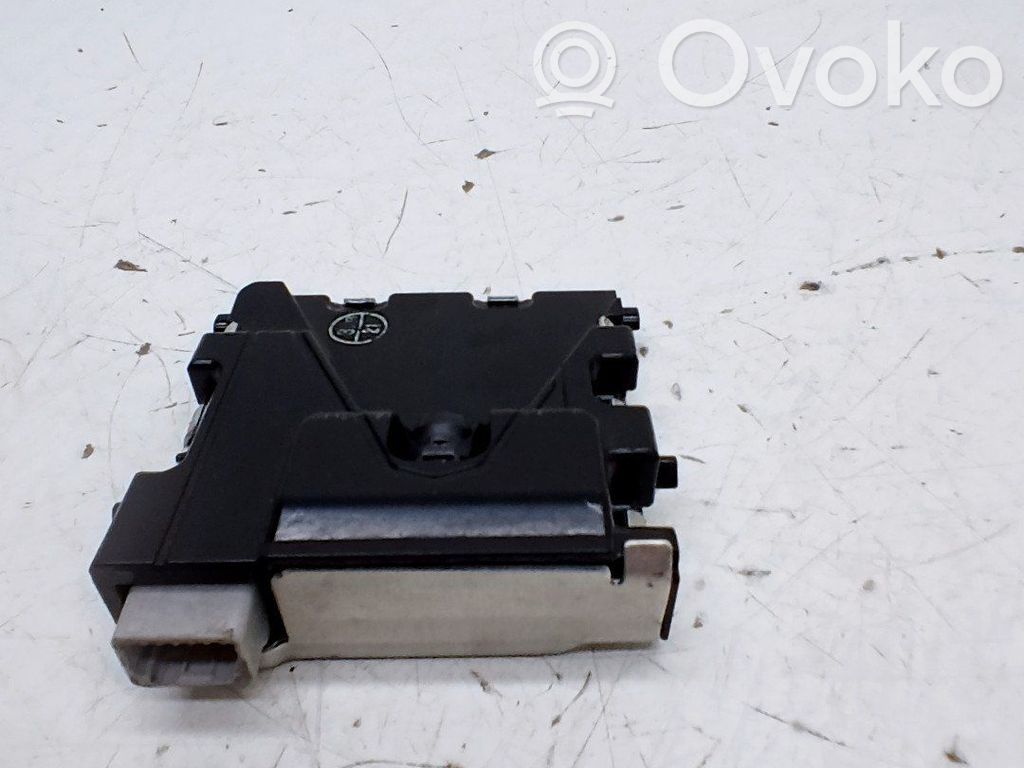 Toyota Land Cruiser (J150) Unidad de control/módulo de carrocería central
