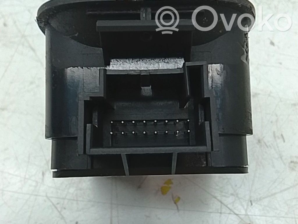 Volkswagen Tiguan Comutator frână parcare 