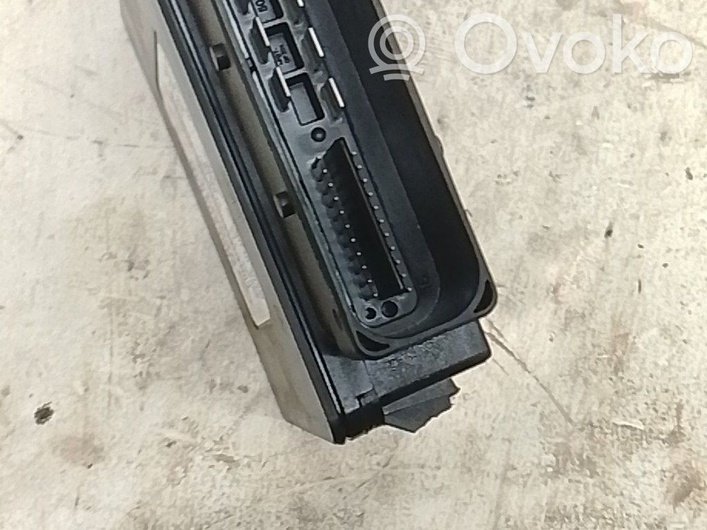 Unidad de control/módulo de carrocería central   285F20284R