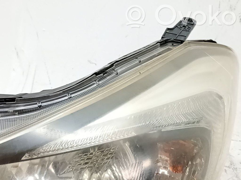 Subaru Impreza II Phare frontale