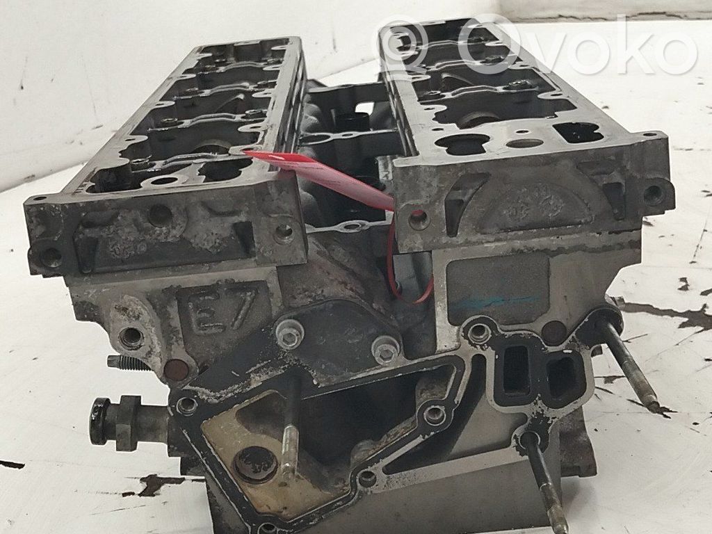 Chiulasă motor   0200Z4