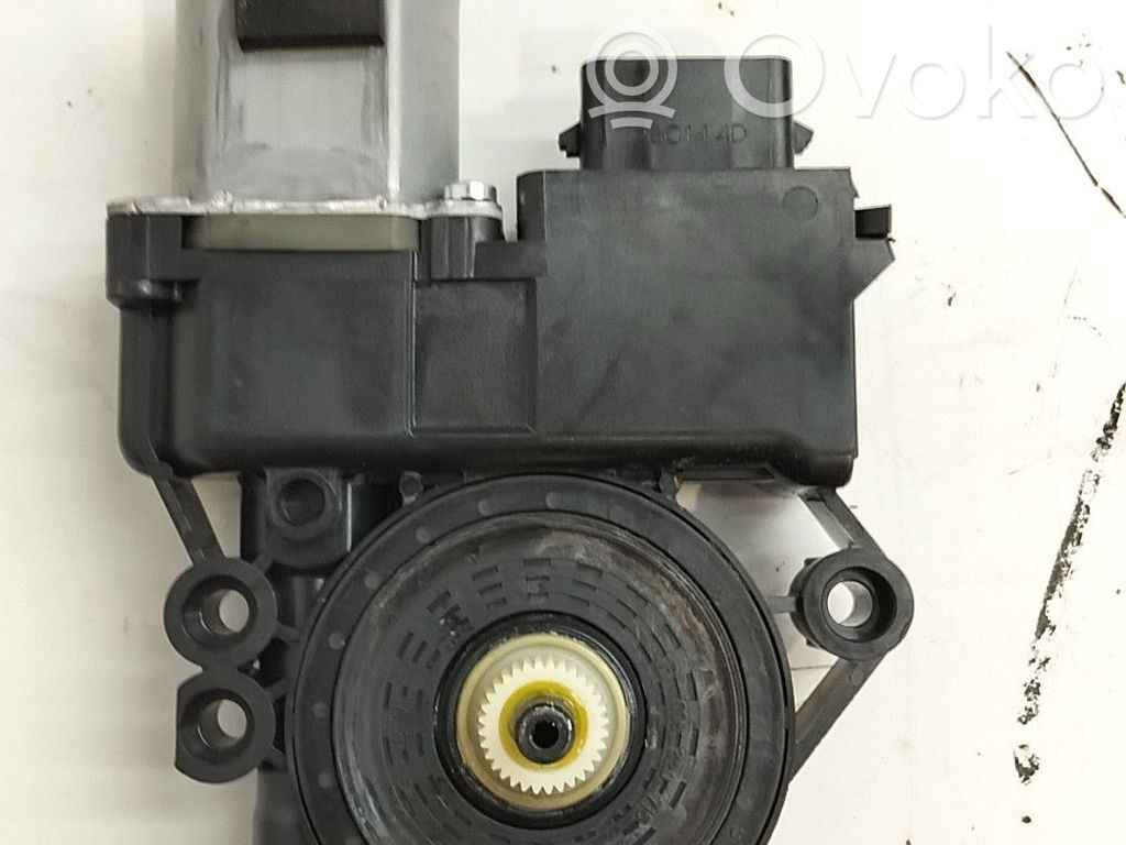 Hyundai i40 Motor del regulador de la ventanilla de la puerta delantera
