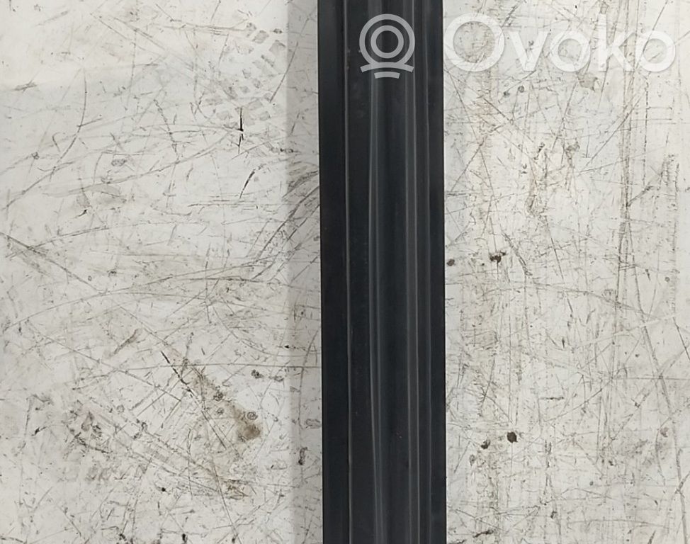 Volkswagen Golf V Soporte de montaje del parachoques trasero