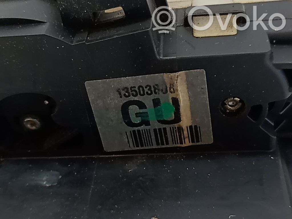 Opel Astra J Takaoven lukko 
