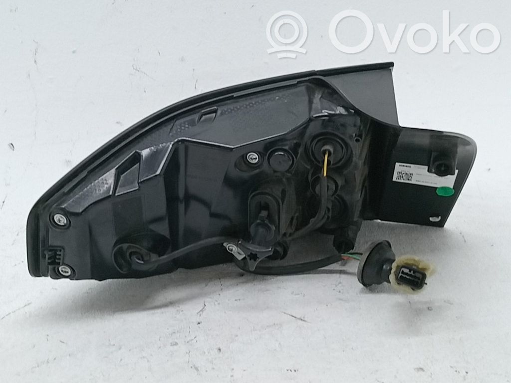 Dacia Spring Żarówka lampy tylnej 