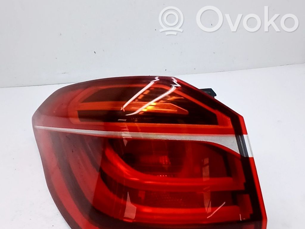 BMW 2 F46 Takavalon polttimo 