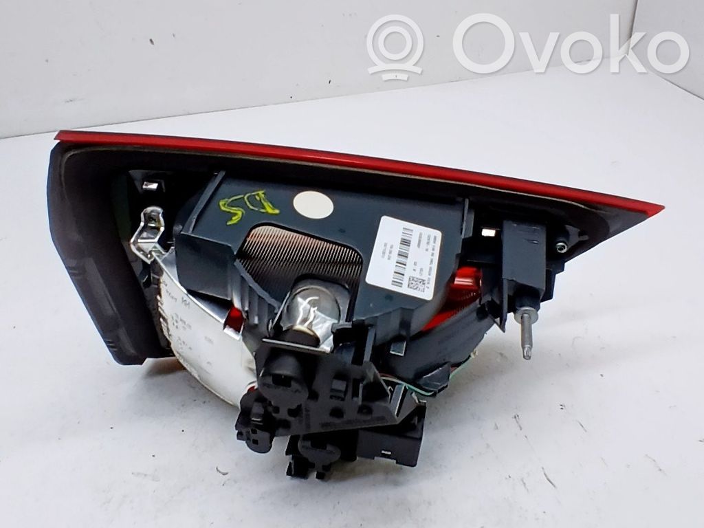 BMW 2 F46 Żarówka lampy tylnej 