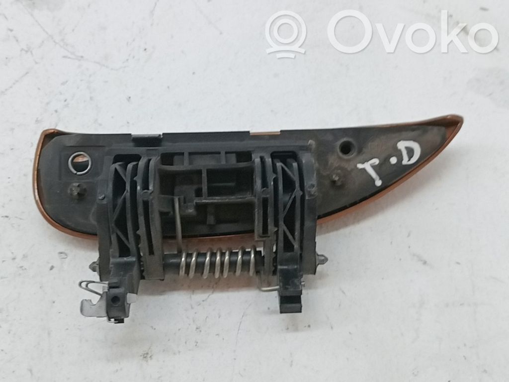 Dacia Duster Takaoven ulkokahva 
