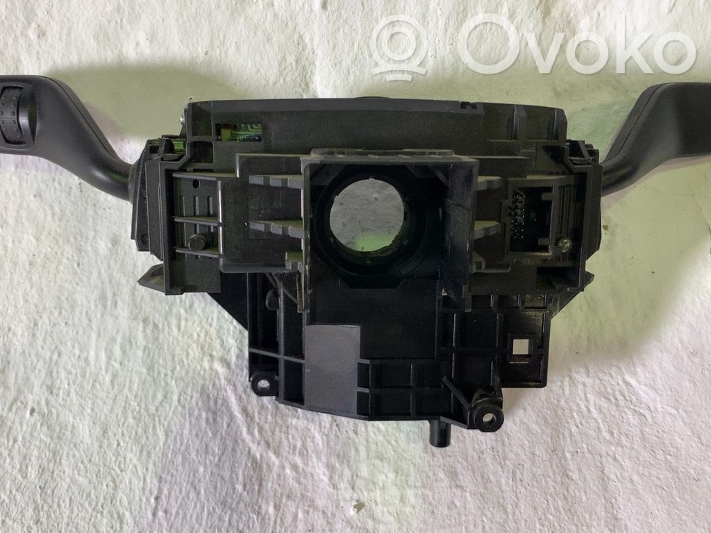 Ford Mondeo Mk III Bague collectrice/contacteur tournant airbag (bague SRS) 