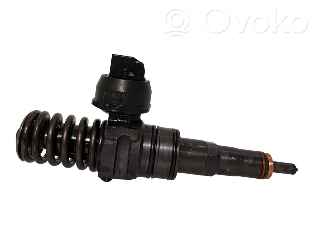 Skoda Roomster (5J) Inyector de combustible 