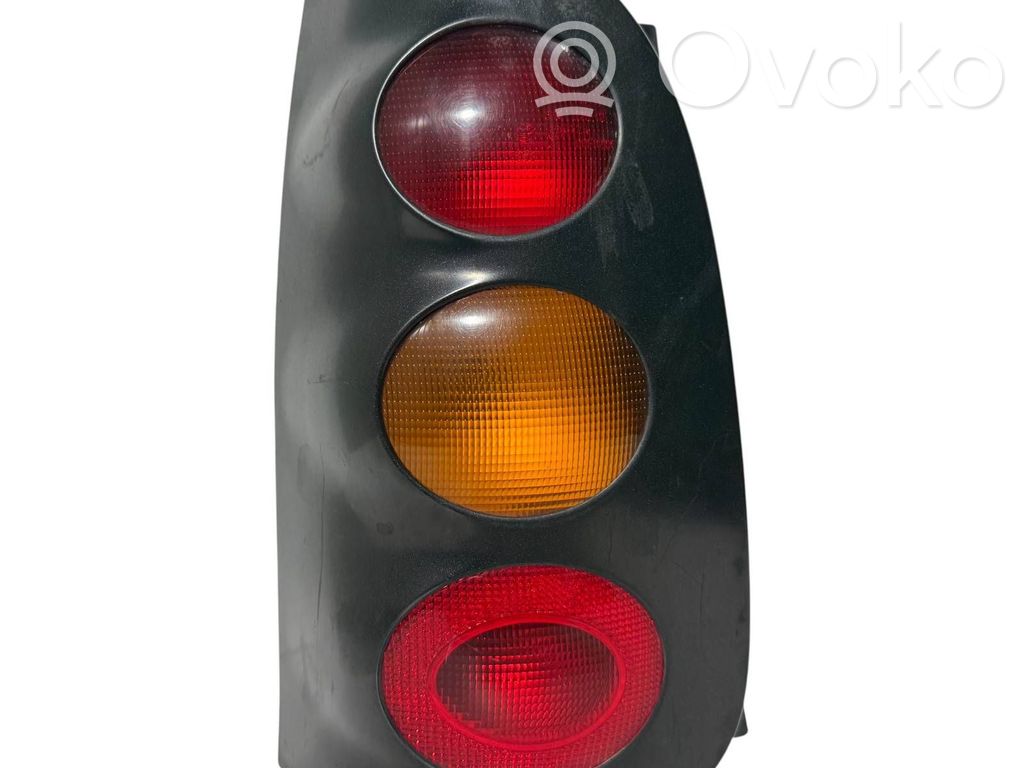 Lampa tylna   0001959V002,0000960V006,253001,253031L,253041L