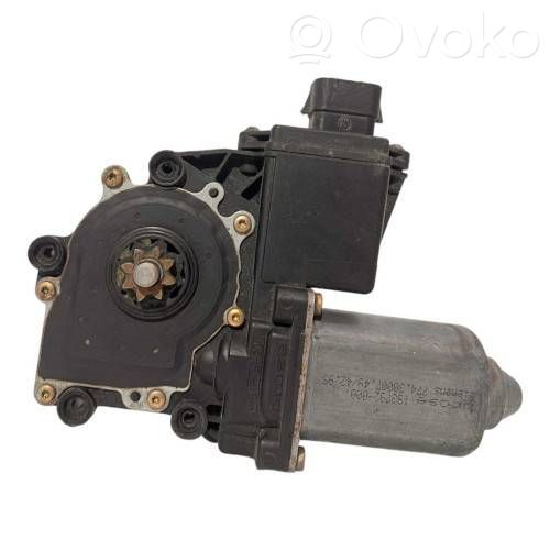 Opel Omega B1 Silnik regulatora szyby drzwi przednich 