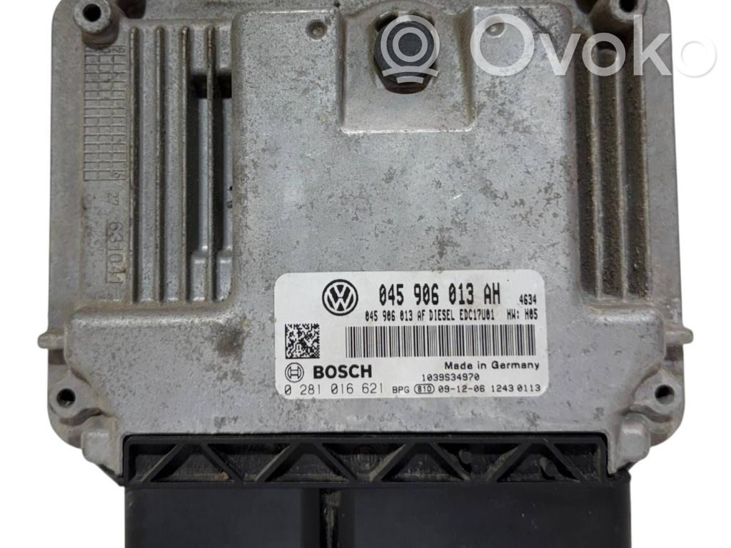 Skoda Fabia Mk2 (5J) Engine control unit/module 