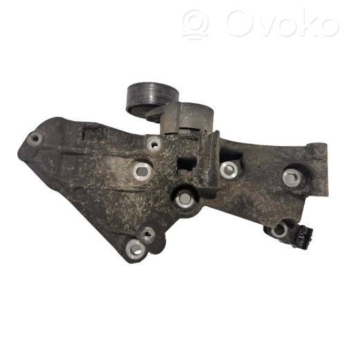 A/C compressor mount bracket   8200443903,8200695957,8200327134
