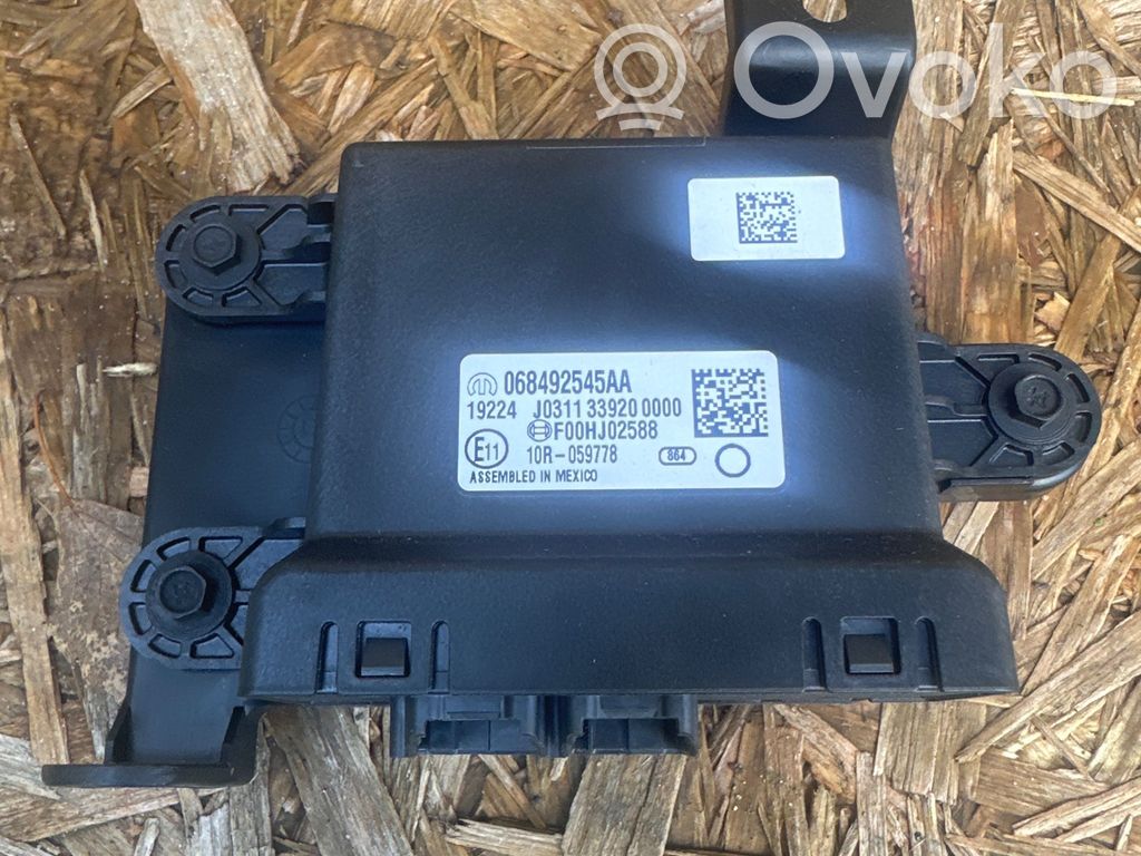Sonstige Steuergeräte / Module   068492545AA,F00HJ02588,19224,J0311339200000