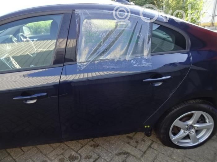 Volvo S60 Puerta trasera 