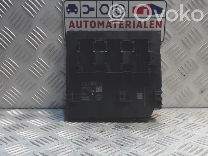 Volkswagen Scirocco Module de contrôle carrosserie centrale 
