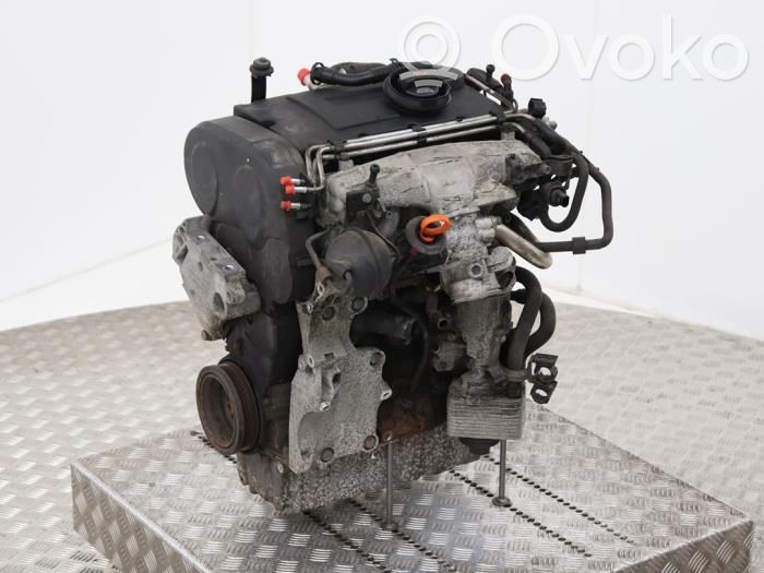 Volkswagen PASSAT B6 Silnik 