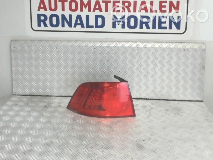 Volkswagen Phaeton Rear/tail lights 