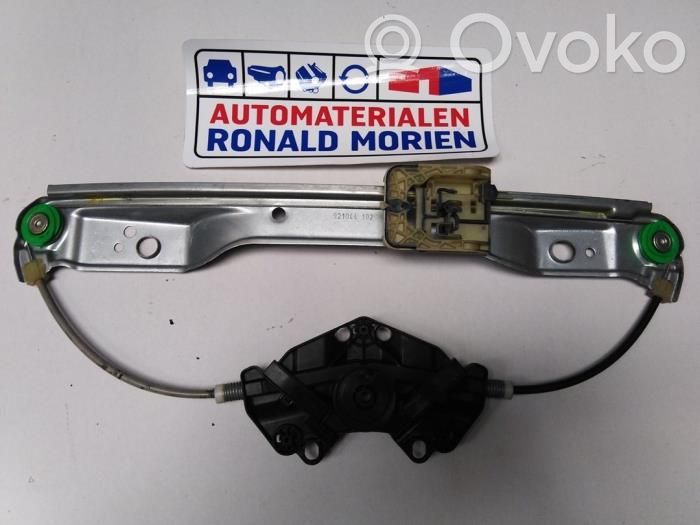 Volvo V60 Mecanismo para subir la puerta trasera sin motor 