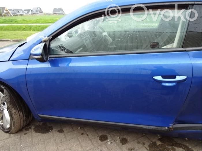 Volkswagen Scirocco Durvis 